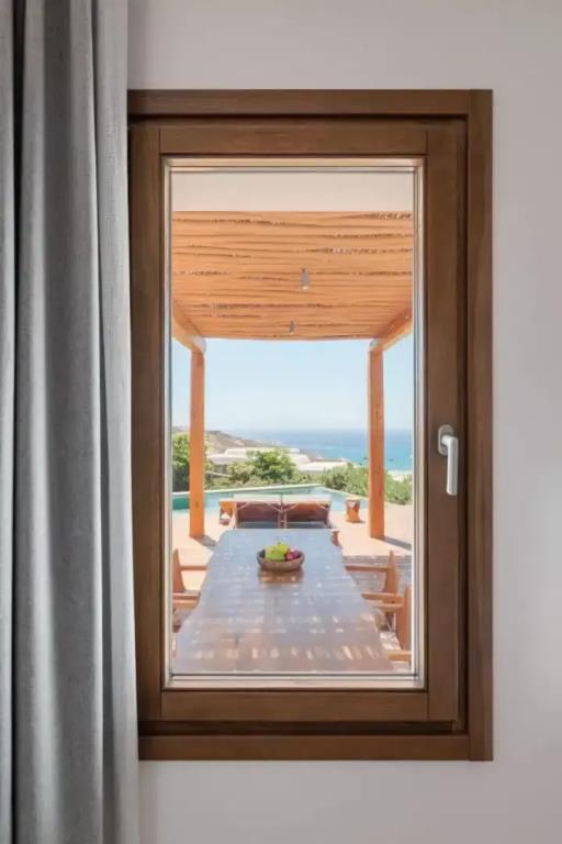 Mileo Mykonos Hotel 5*