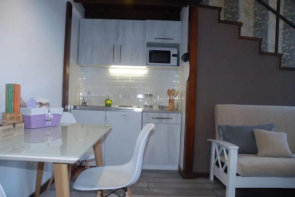 Cozy Studios on Freedom Square 0*