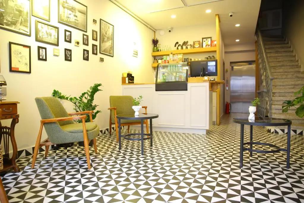 ROCO Beyoglu 0*