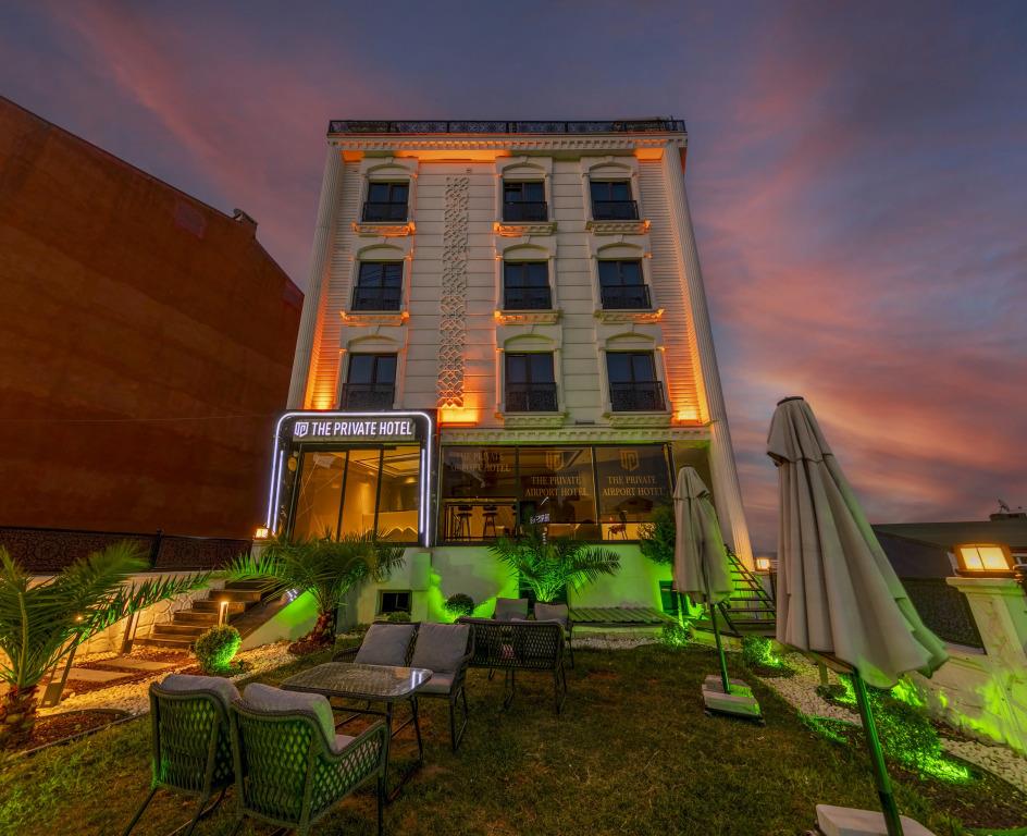 The Private Airport Hotel 3*