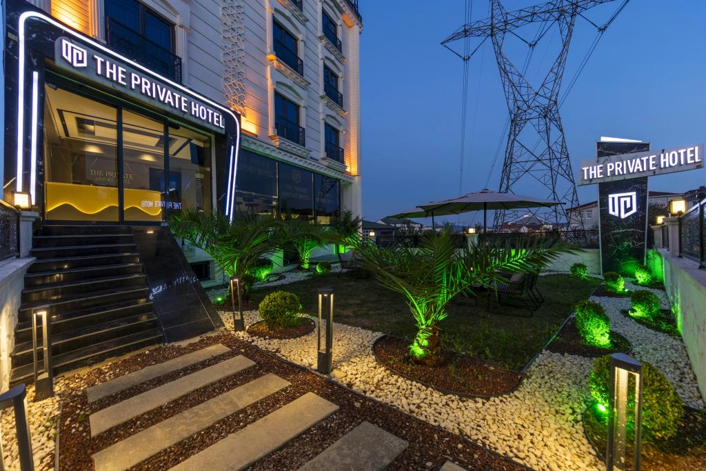 The Private Airport Hotel 3*