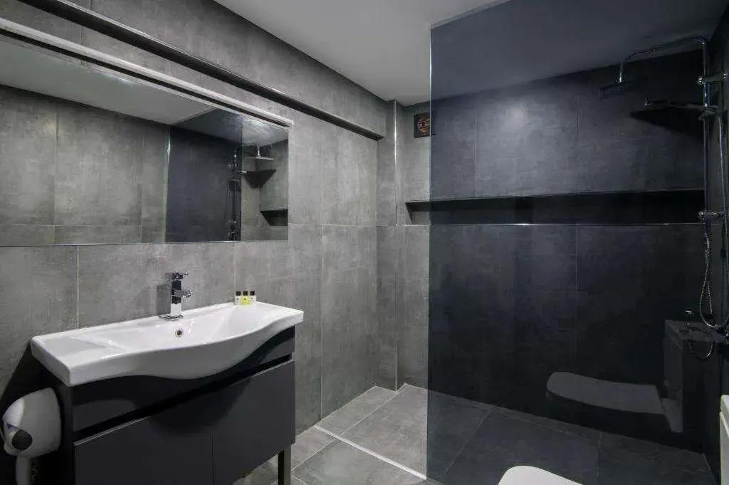 Via C?ragan Hotel 0*