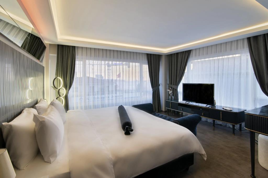 Via C?ragan Hotel 0*