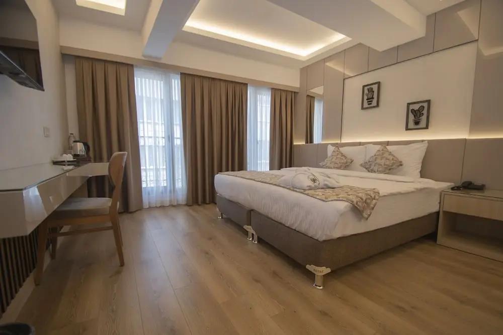 Vera Life Hotel 0*