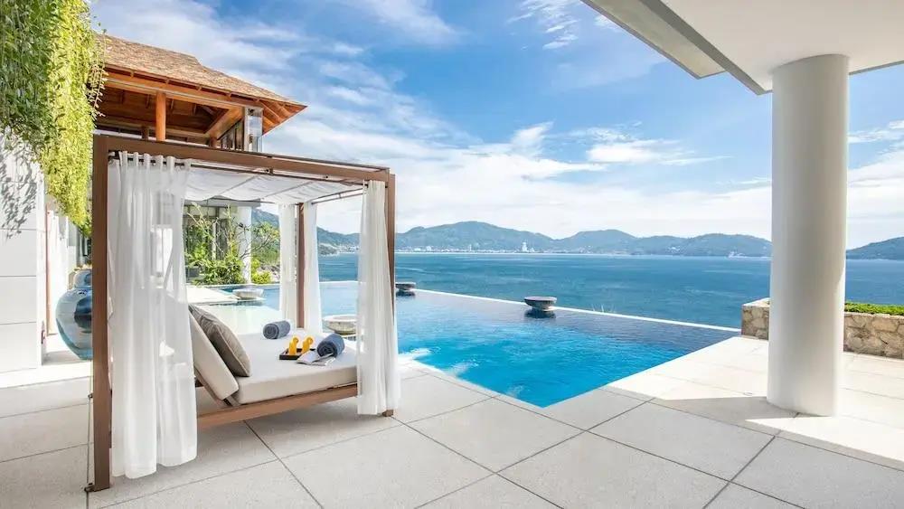Villa Chelay - Luxury Waterfront Villa 0*
