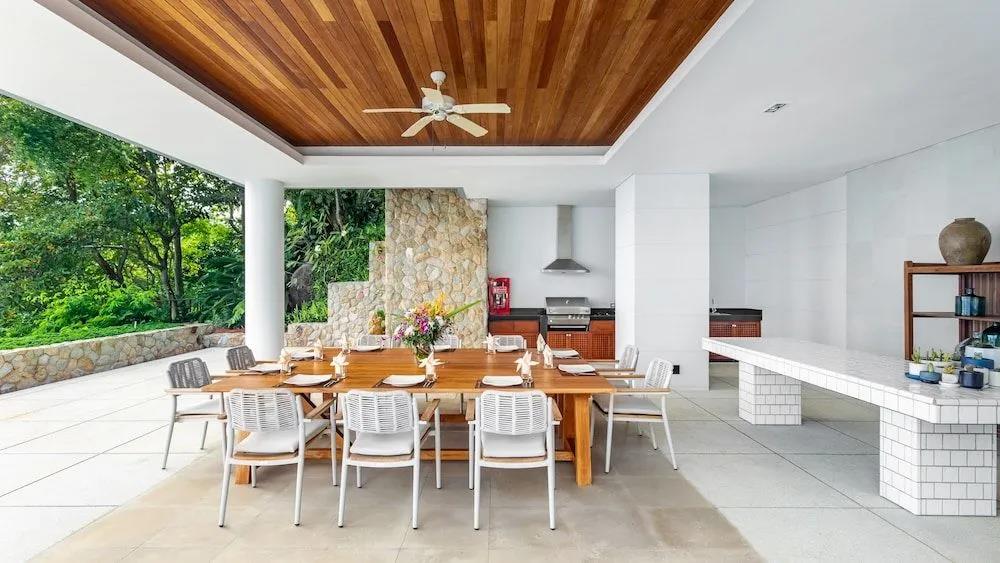 Villa Chelay - Luxury Waterfront Villa 0*