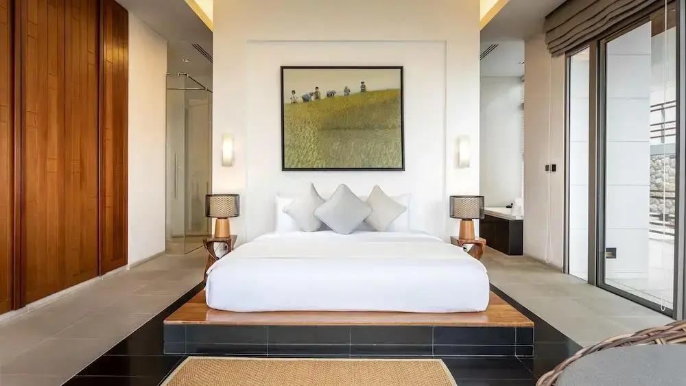 Villa Chelay - Luxury Waterfront Villa 0*