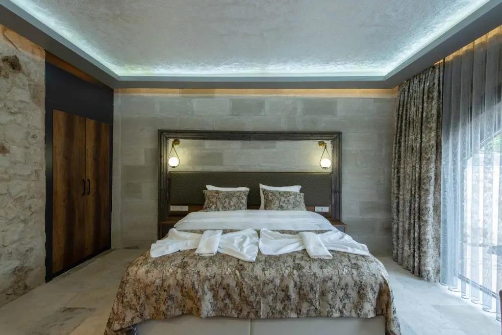 Ahiyan Hotel 0*