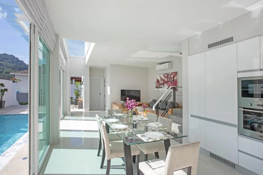 Elegant Designer 4BR Pool Villa Skylight 0*
