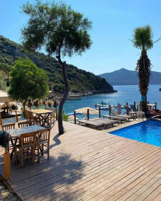 Kalkan Beach Park Hotel 0*