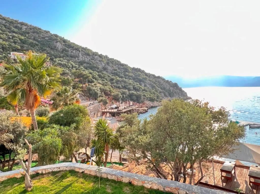 Kalkan Beach Park Hotel 0*