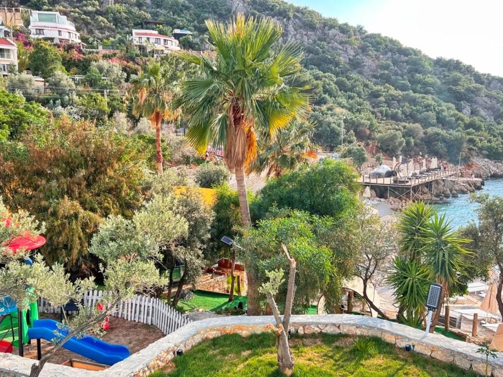 Kalkan Beach Park Hotel 0*