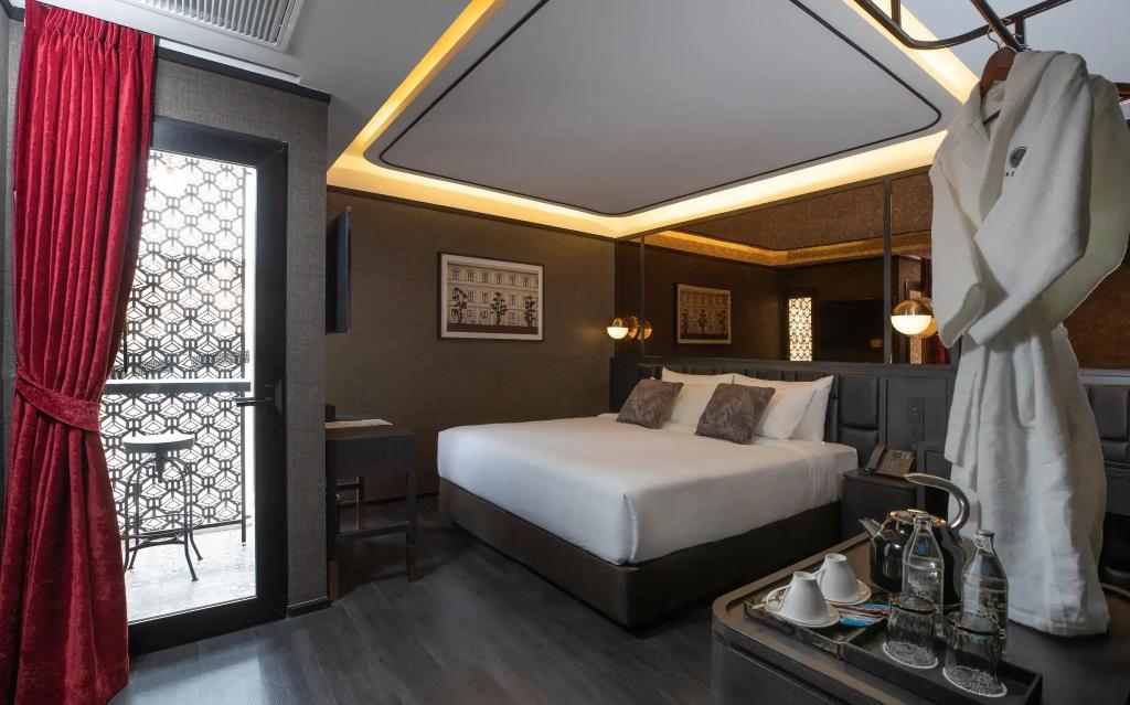 The Gravitique Hotel Khaosan 4*