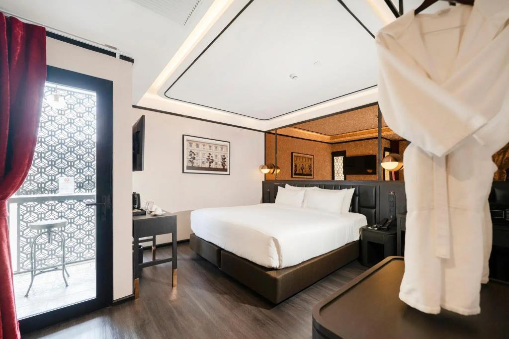 The Gravitique Hotel Khaosan 4*