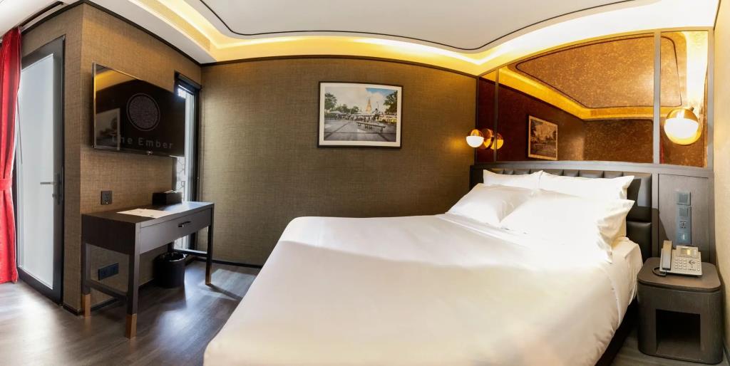 The Gravitique Hotel Khaosan 4*