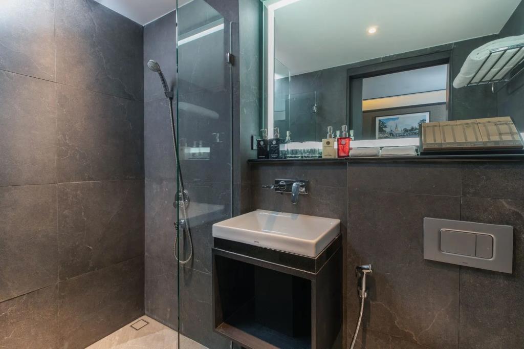 The Gravitique Hotel Khaosan 4*