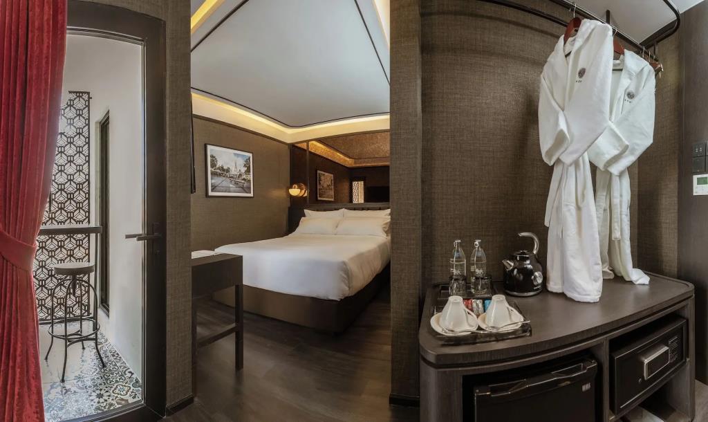 The Gravitique Hotel Khaosan 4*