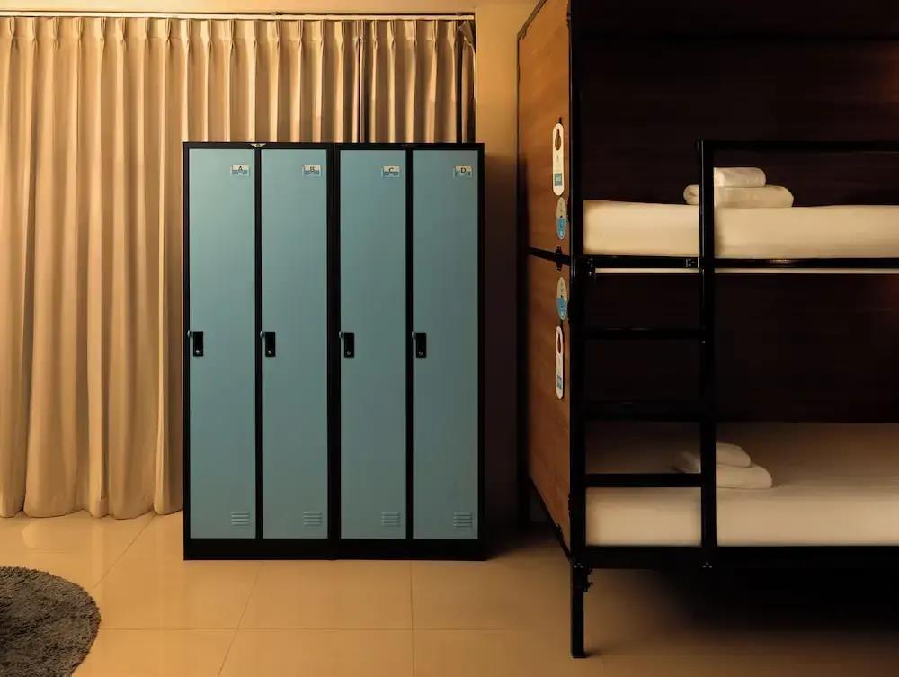 Lenny's Hotels 2*
