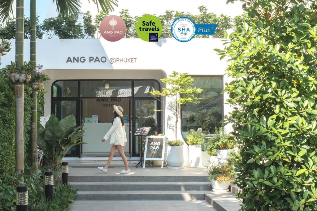 Angpao Hotel 2*