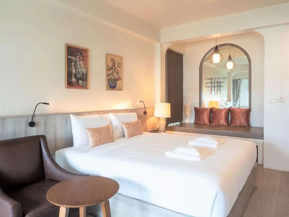 Angpao Hotel 2*
