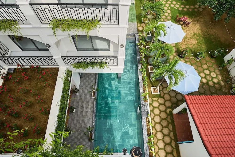 Legend Oasis Boutique Hoi An Hotel 3*