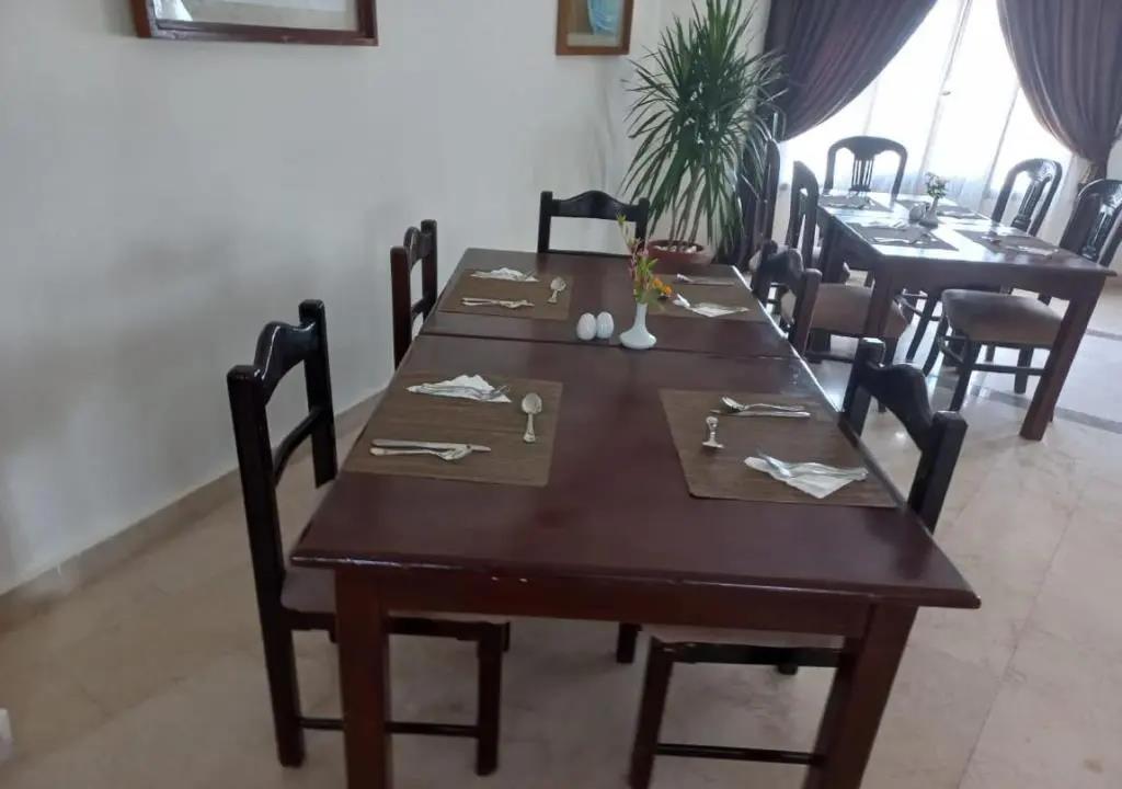 Dolphin Continental Hotel 3*