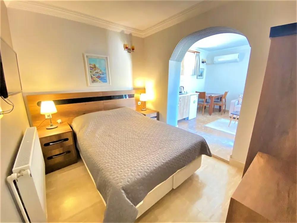 Guney Urla Suites 0*