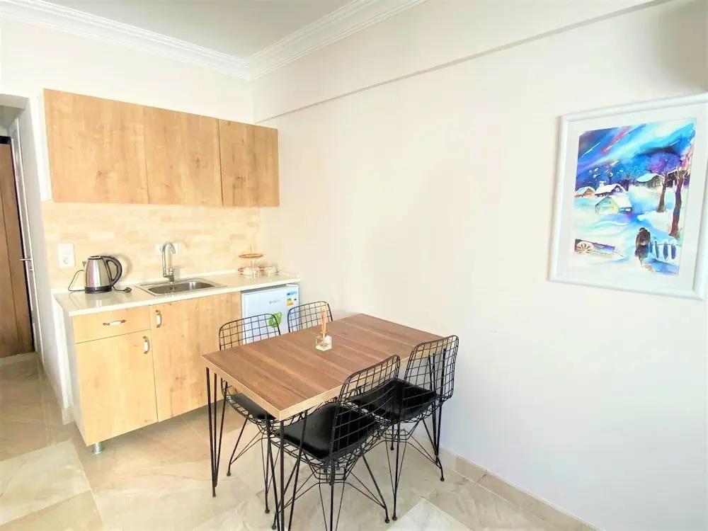 Guney Urla Suites 0*