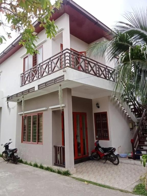 Prague Bungalow Phu Quoc 0*