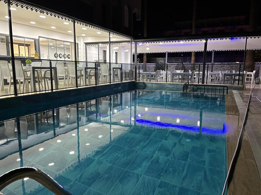Jest Hotel 0*