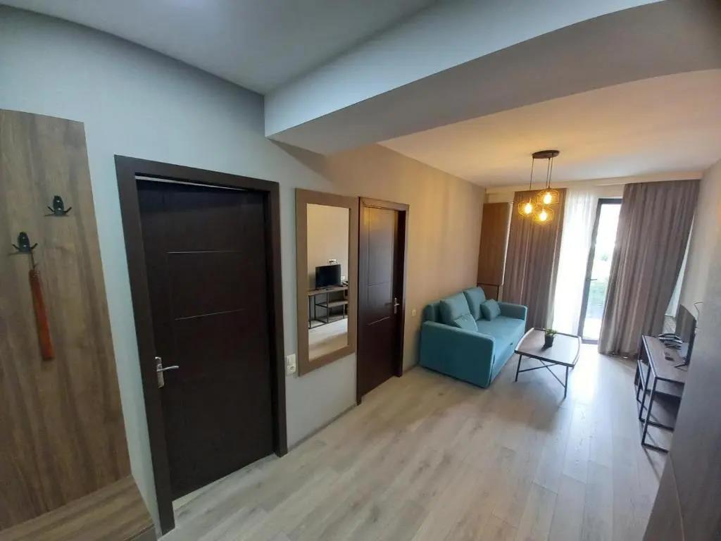 Bakuraini Crystal Loft 406 0*