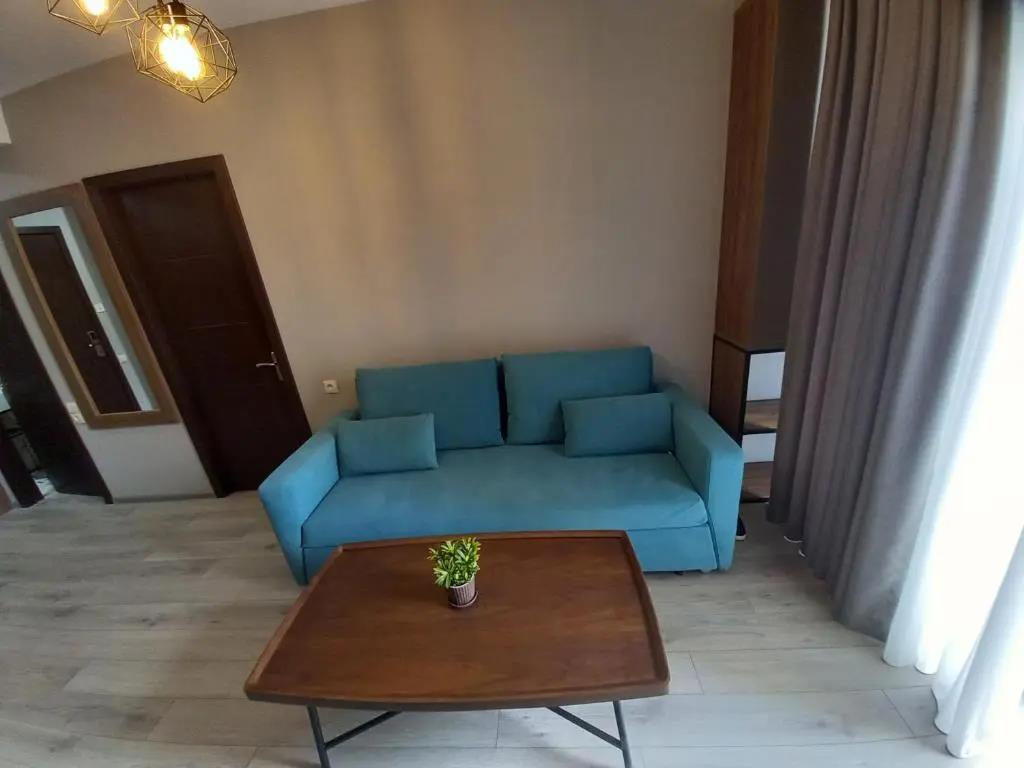 Bakuraini Crystal Loft 406 0*