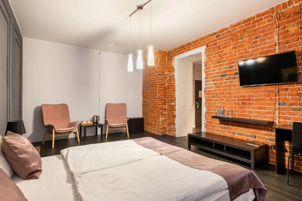 Gorbunovy Hotel 2*