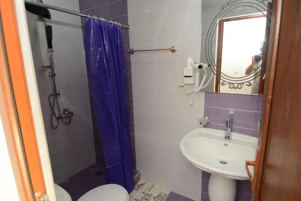 Hotel Inter 2*