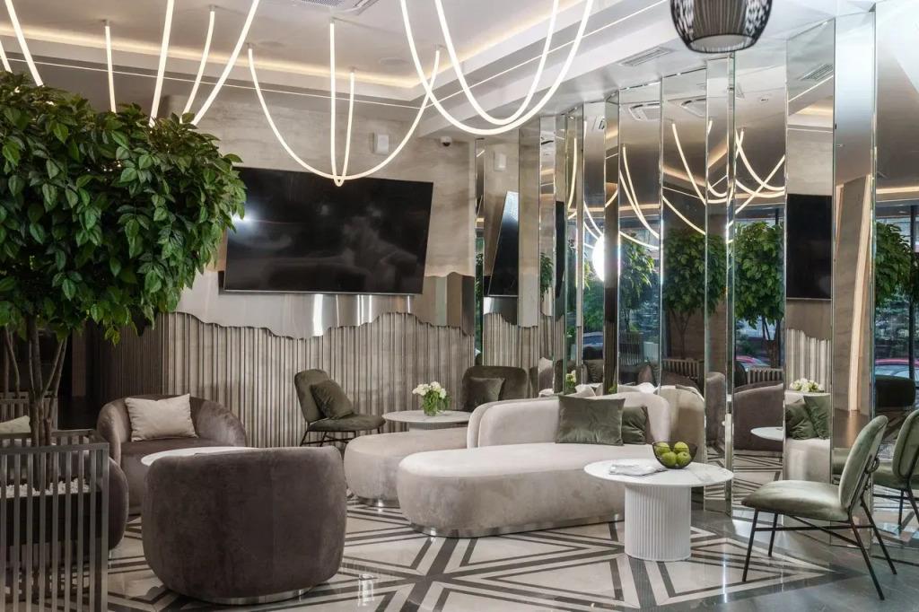 Moris Hotel 4*