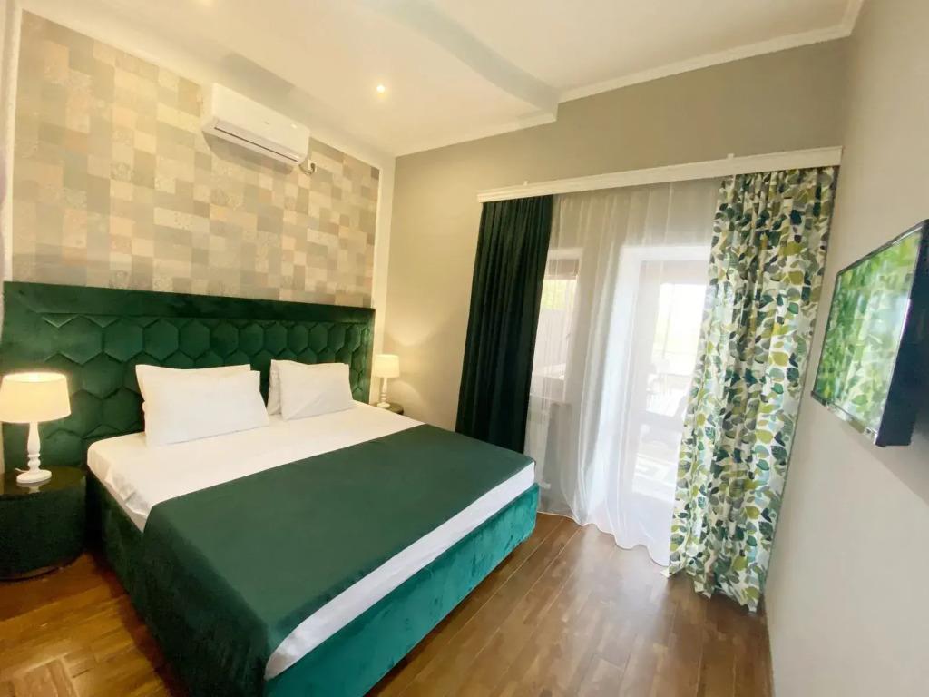 Orange Kutaisi Hotel 3*