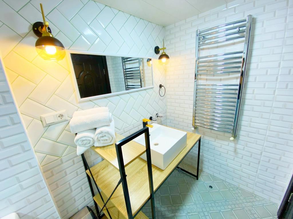 Orange Kutaisi Hotel 3*