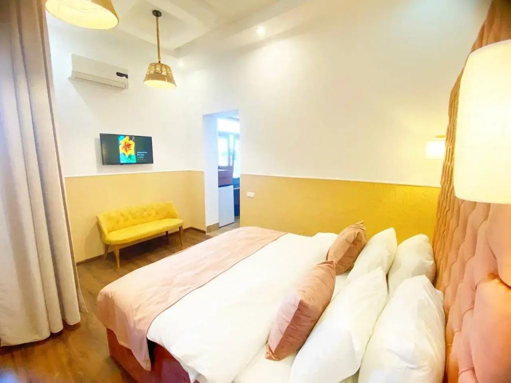 Orange Kutaisi Hotel 3*