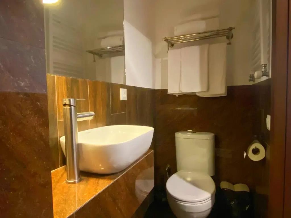 Orange Kutaisi Hotel 3*