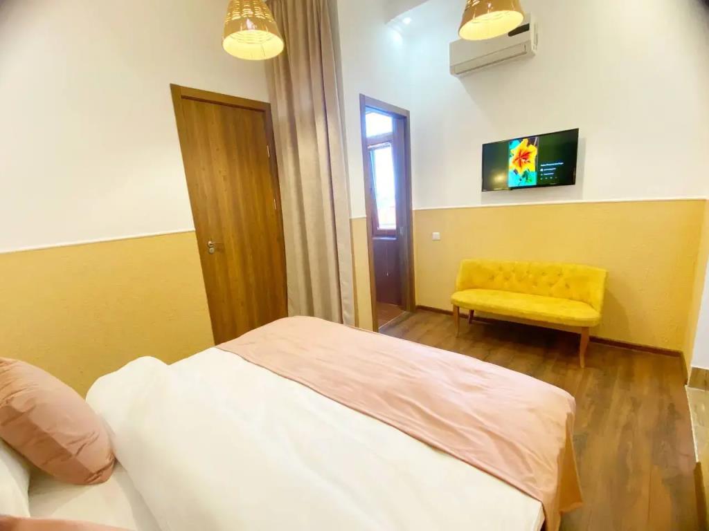 Orange Kutaisi Hotel 3*
