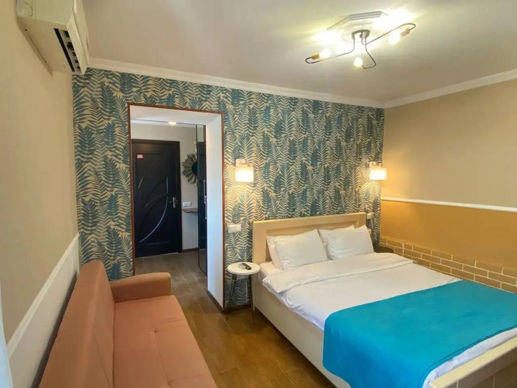 Orange Kutaisi Hotel 3*