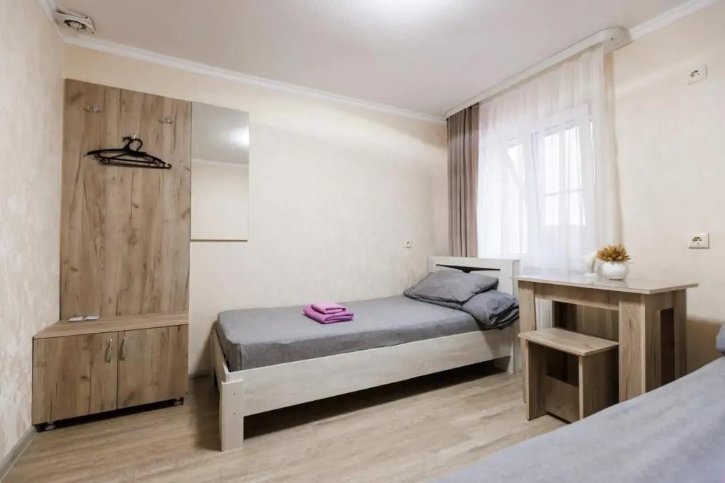 Lyuks Hotel 0*