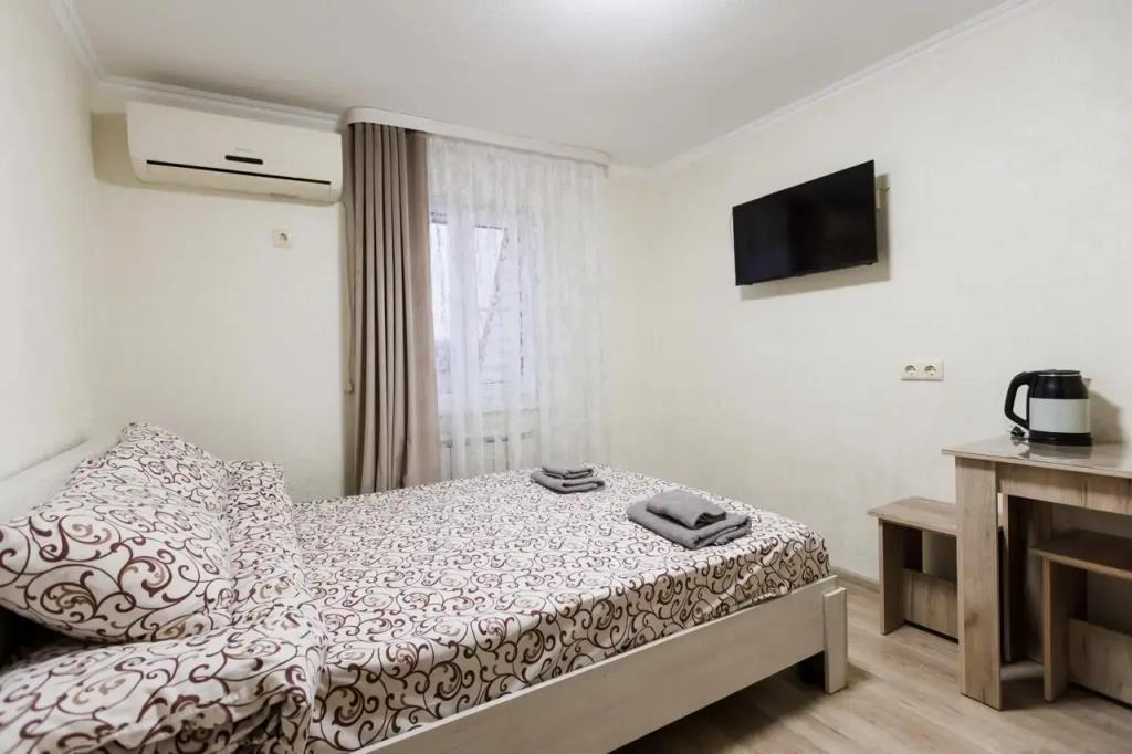 Lyuks Hotel 0*