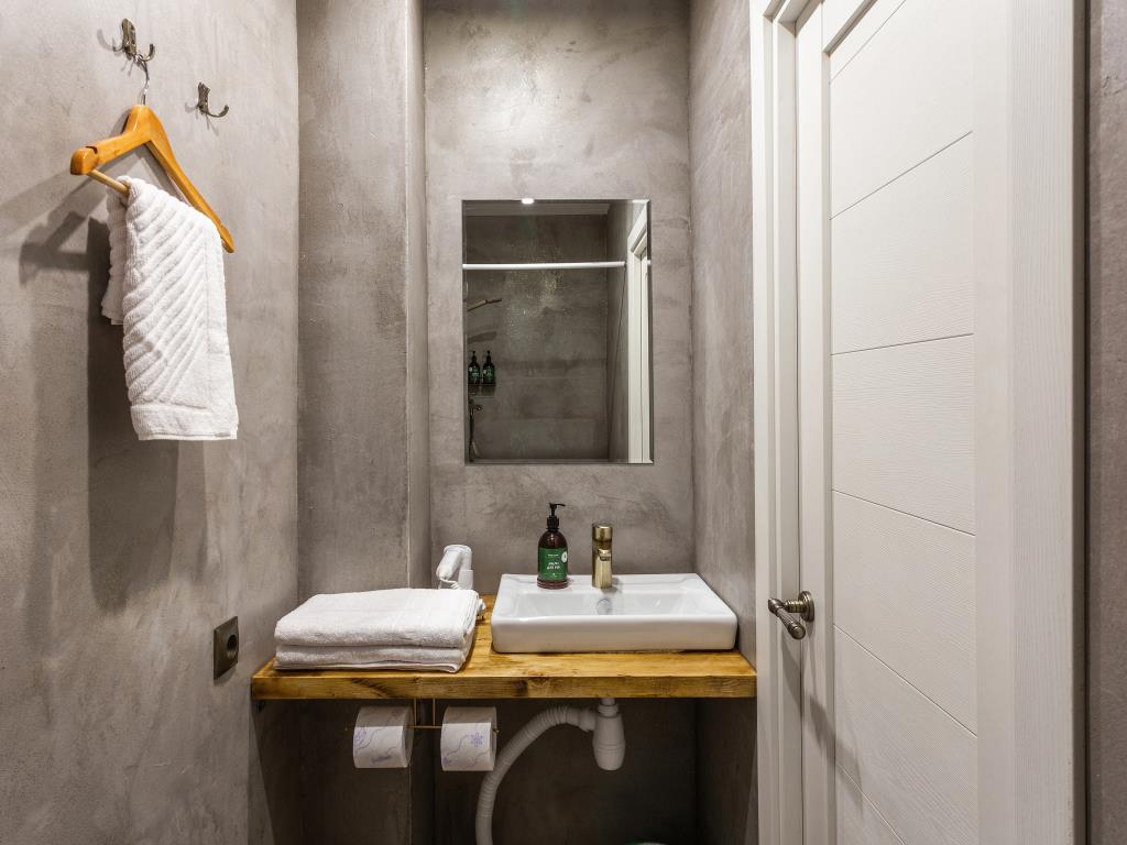 Tikhonov Hotel 3*
