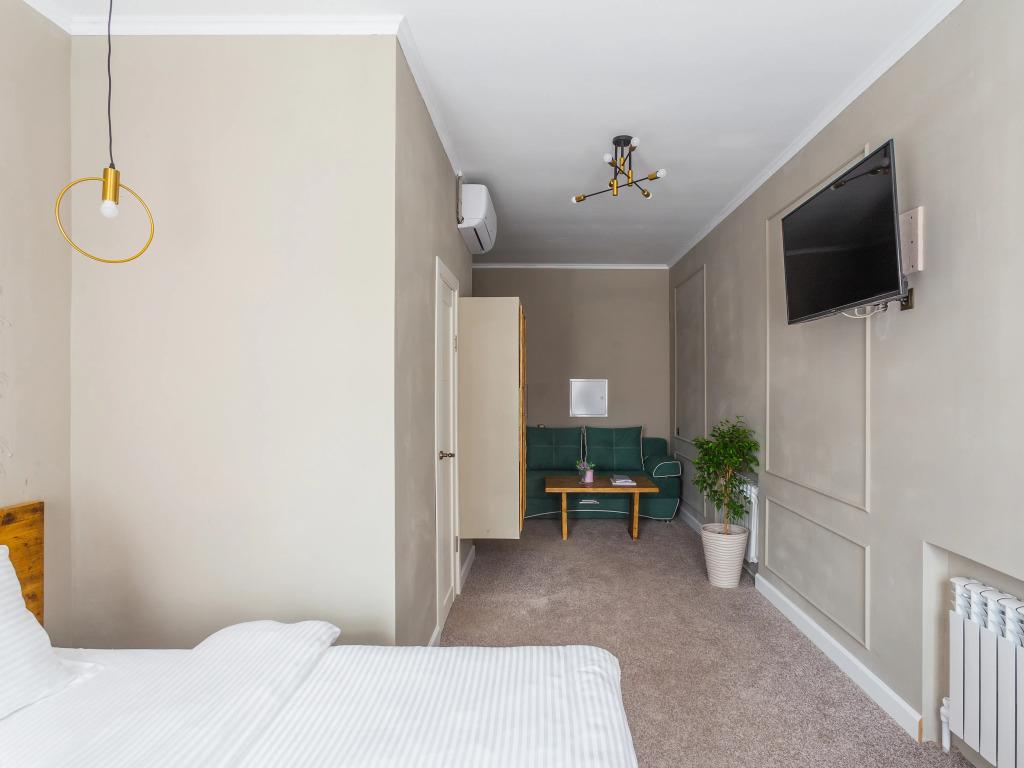 Tikhonov Hotel 3*