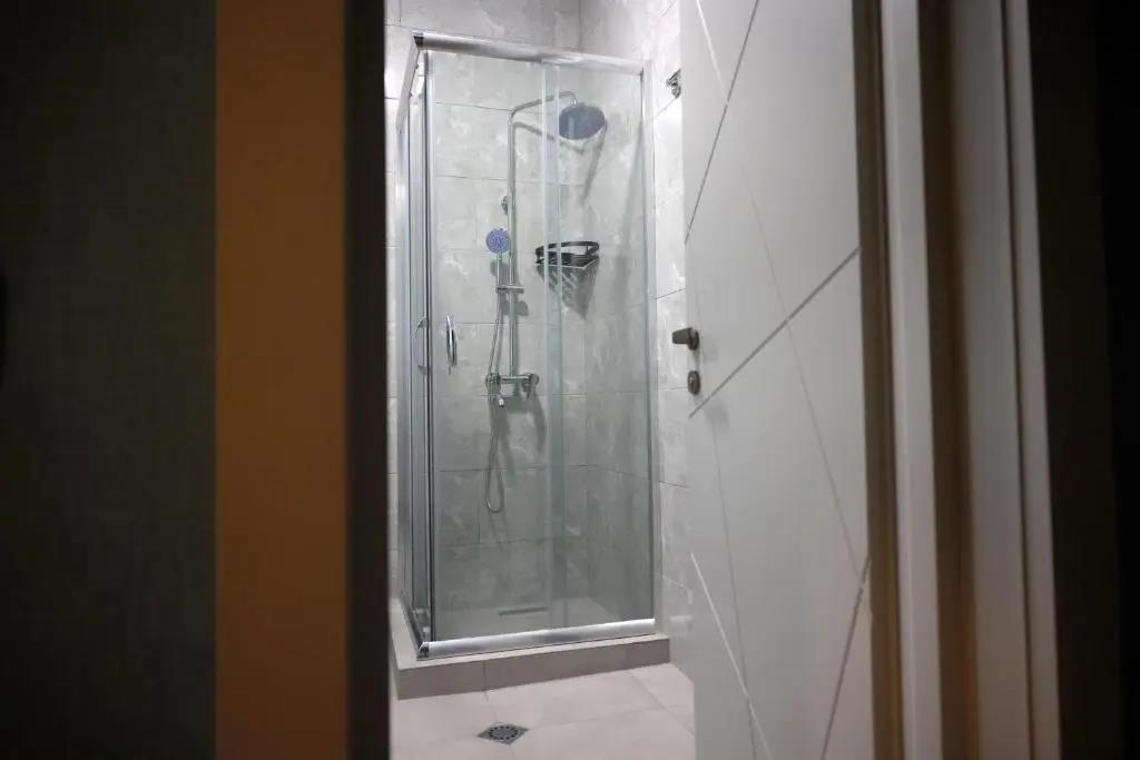 DADIANI Inn 3*
