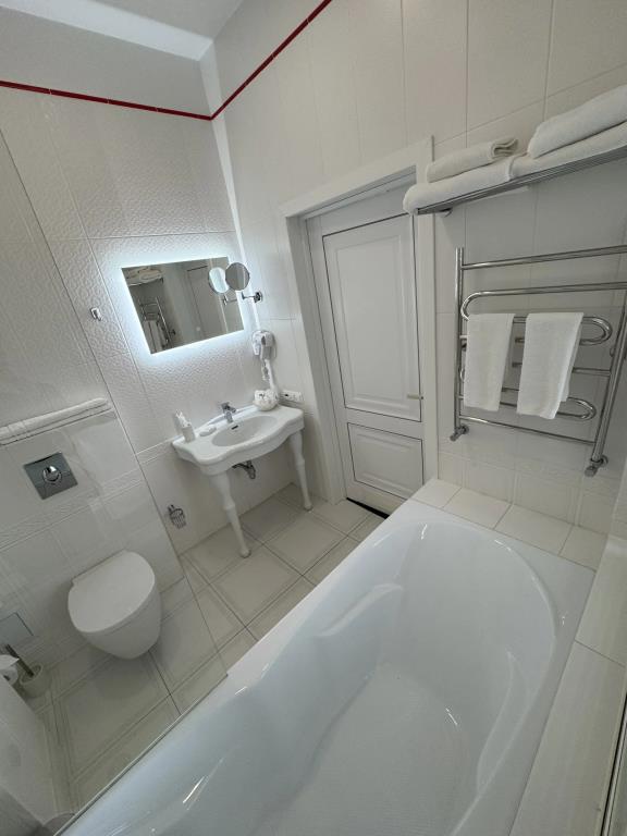 Pomido'r Hotel Boutique 4*