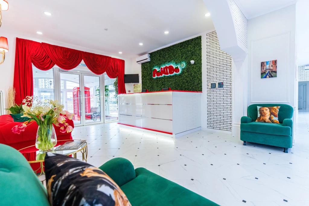 Pomido'r Hotel Boutique 4*