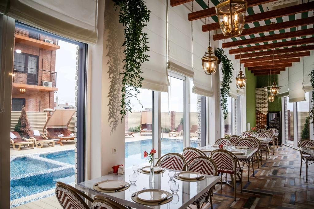 Pomido'r Hotel Boutique 4*