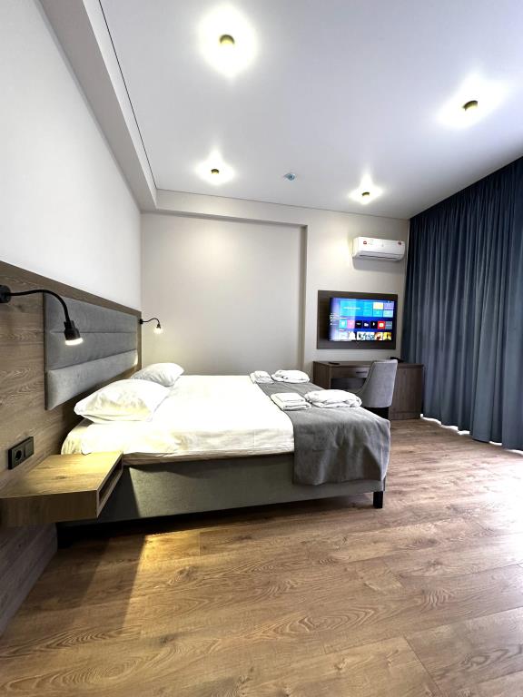 Buta Hotel 4*